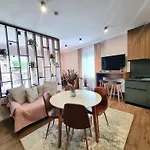 Panorama Deluxe 4* Κλουζ-Ναπόκα