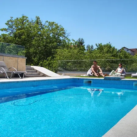 Panorama Deluxe 4* Κλουζ-Ναπόκα