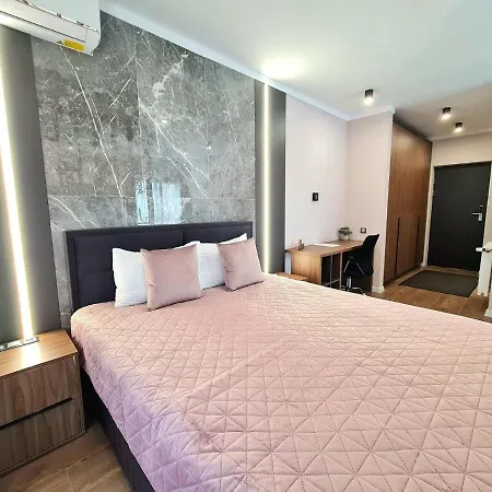 Panorama Deluxe Ξενοδοχείο με διαμερίσματα Κλουζ-Ναπόκα