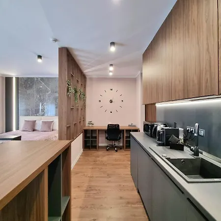 Ξενοδοχείο με διαμερίσματα Panorama Deluxe