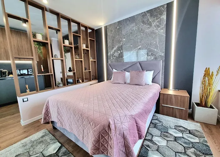 Panorama Deluxe 4* Kluž