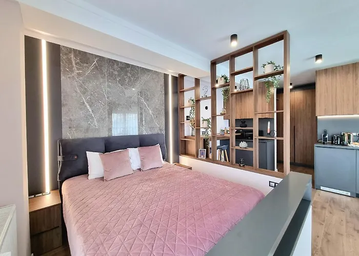 Panorama Deluxe Apart Otel Kaloşvar